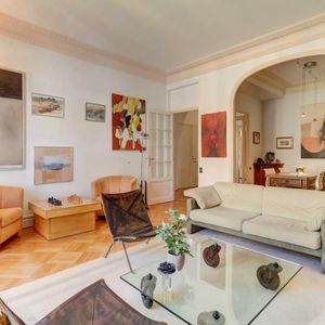 Property in Musicians Quarter