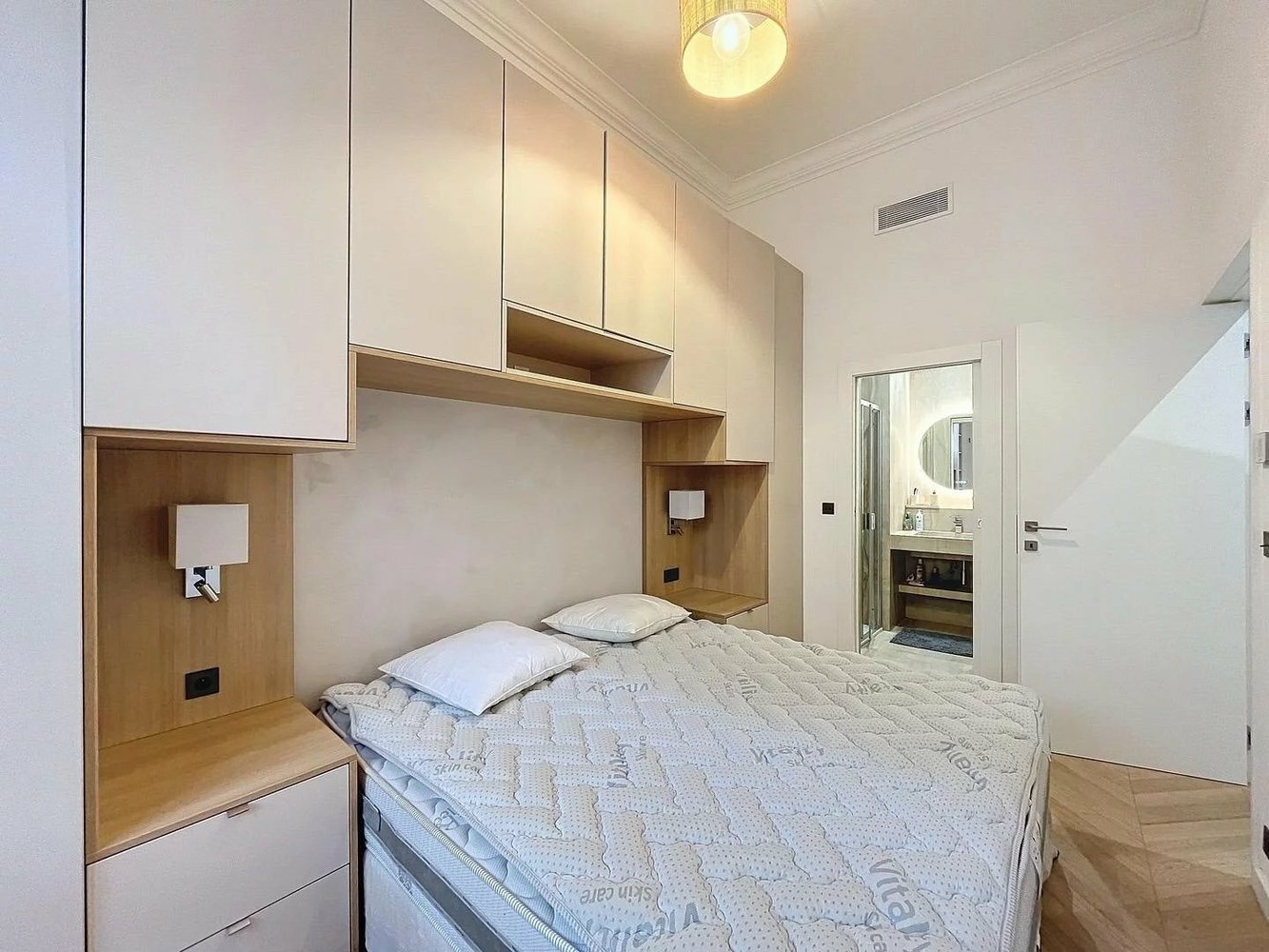 Property photo in Musicians Quarter