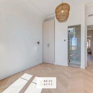 Property in Musicians Quarter