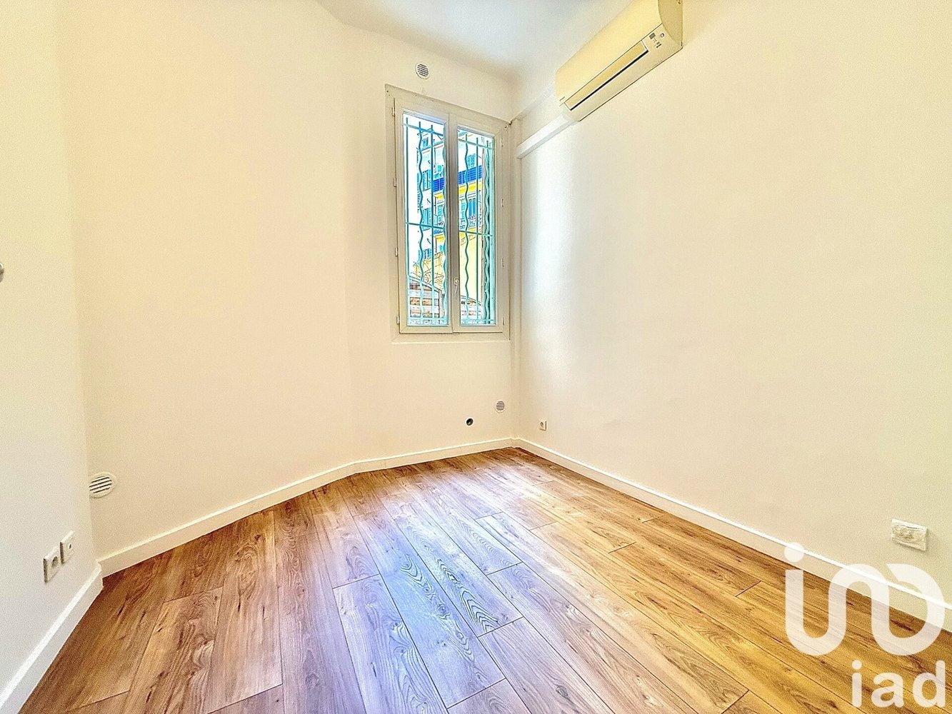 Property photo in Port