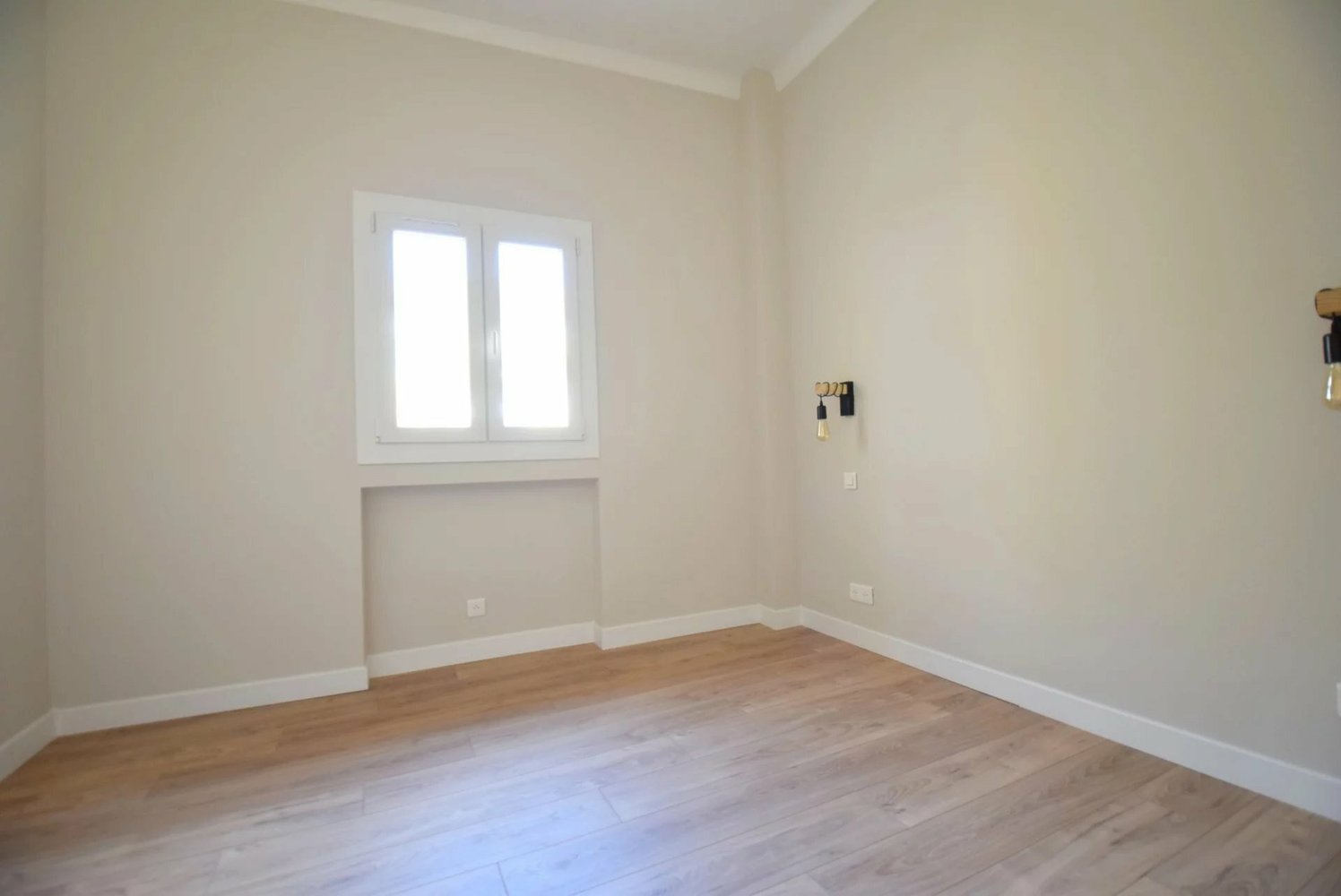 Property photo in Port