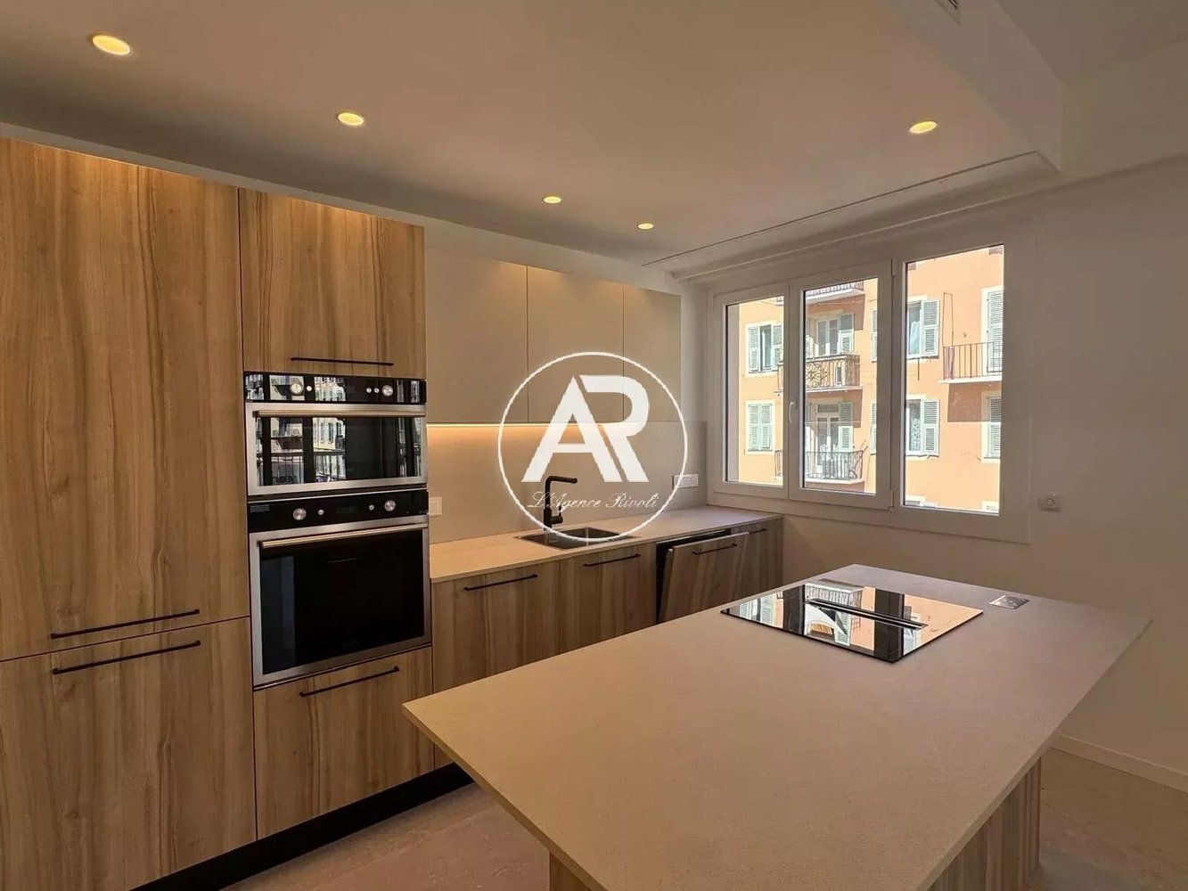 Property photo in Port