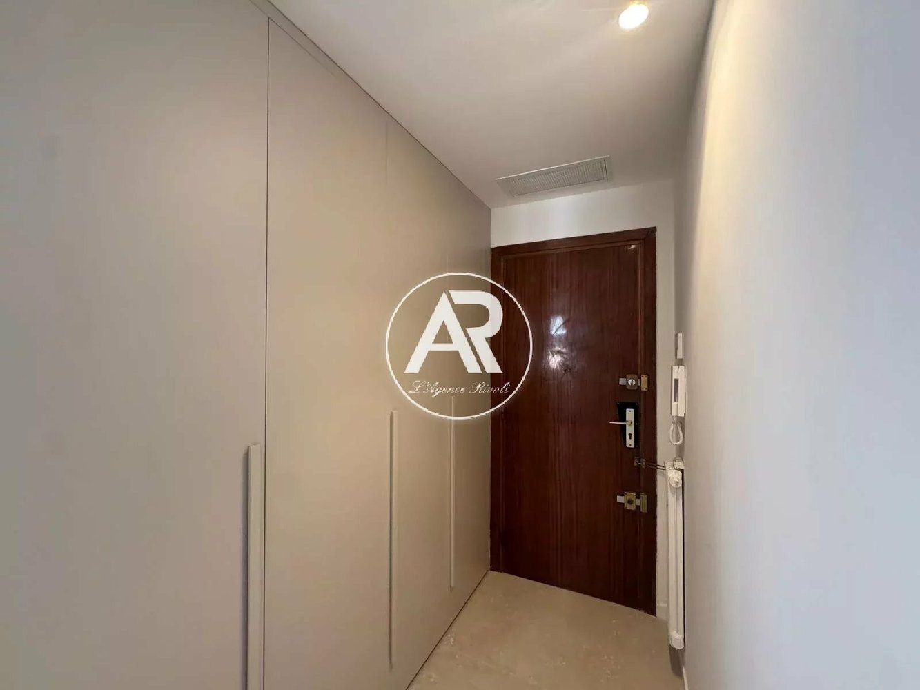 Property photo in Port