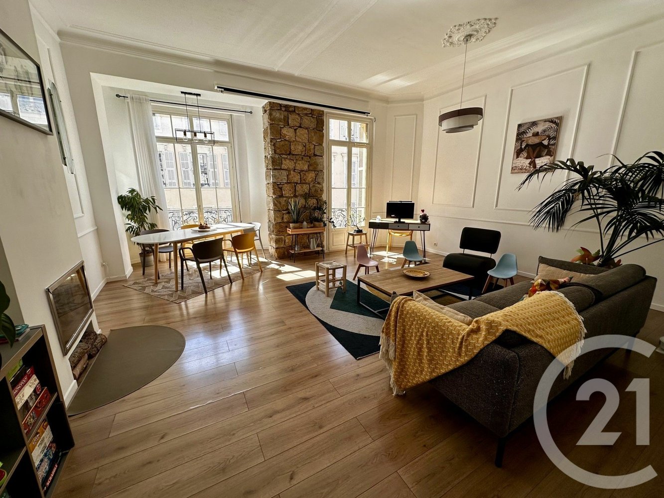 Property photo in Port