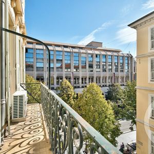 Property in Carre d'Argent