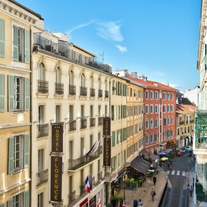 Property in Carre d'Argent