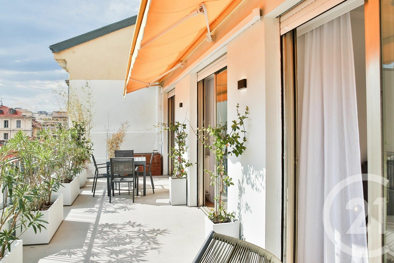 Property photo in Carre d'Argent