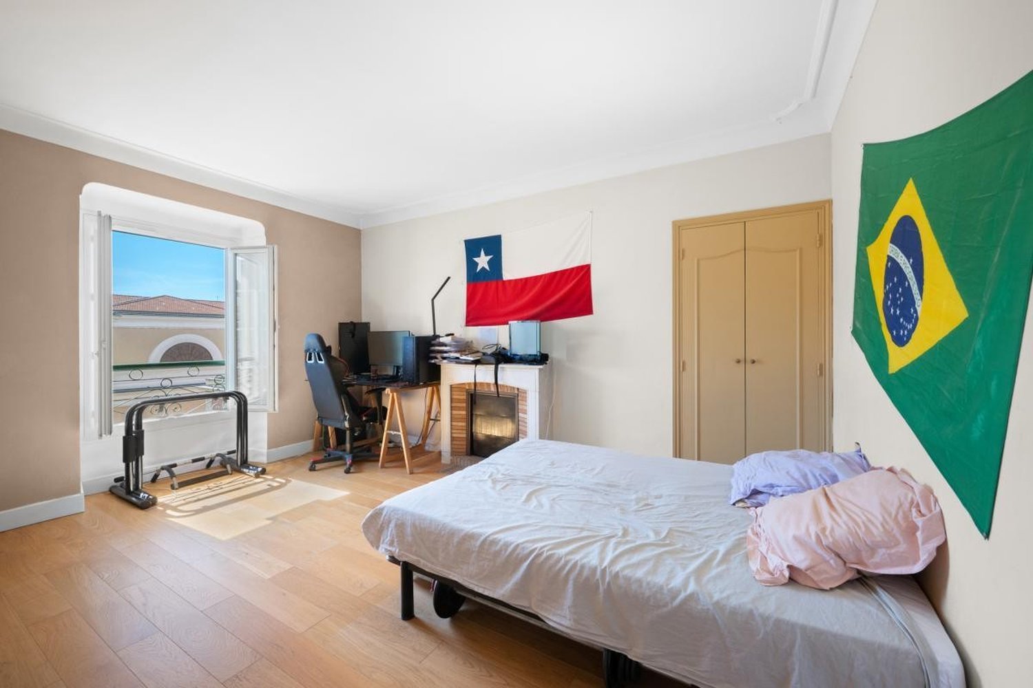 Property photo in Carre d'Argent