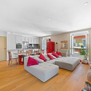 Property in Carre d'Argent