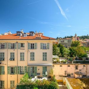 Property in Carre d'Argent