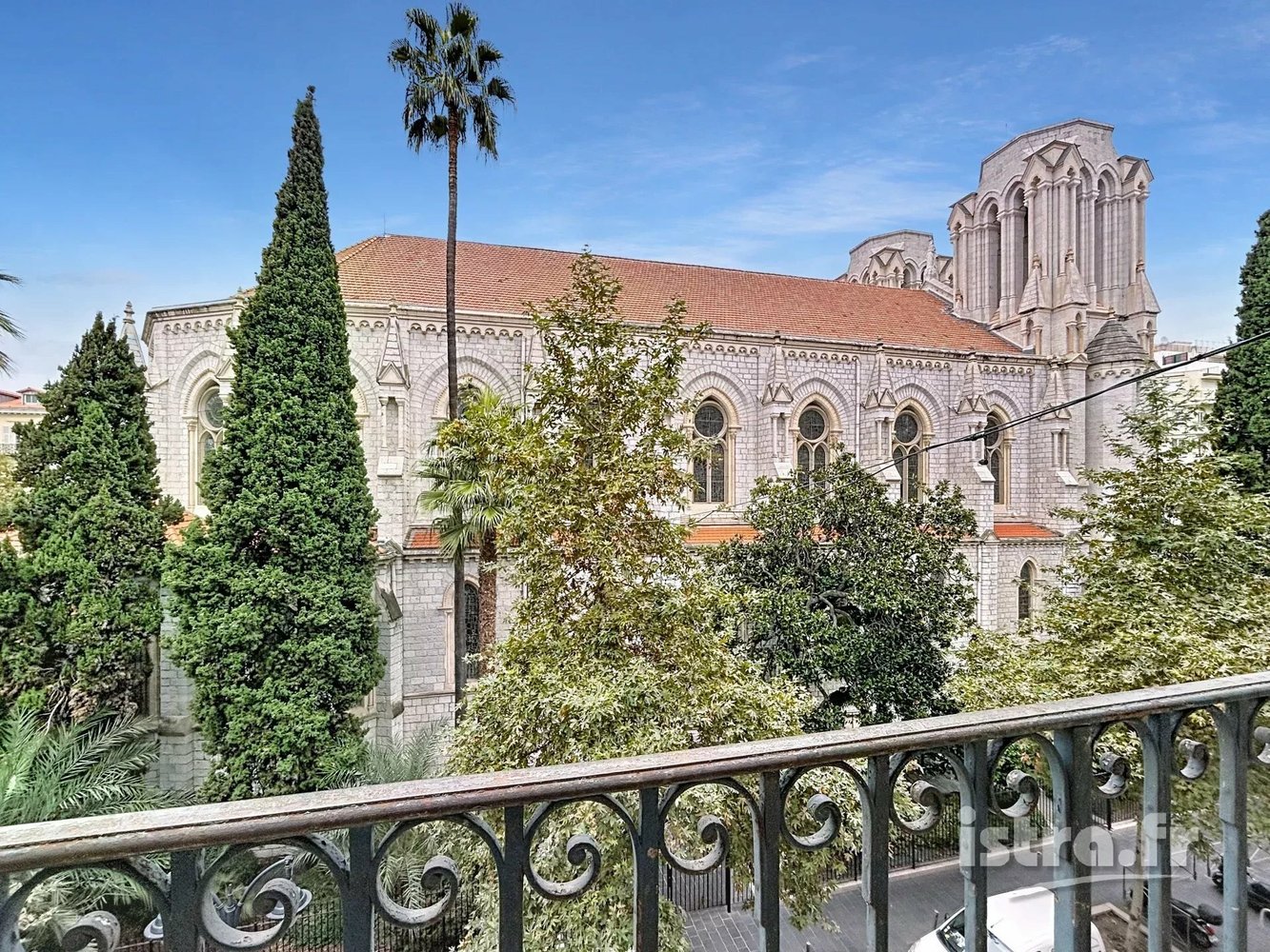 Property photo in Carre d'Argent