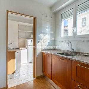 Property in Carre d'Argent