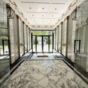 Property in Carre d'Argent