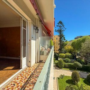 Property in Carre d'Argent