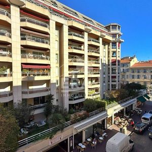 Property in Carre d'Argent