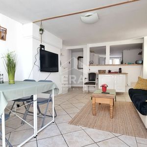 Property in Carre d'Argent