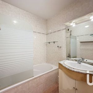 Property in Carre d'Argent