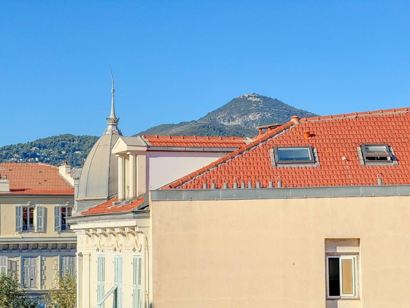 Property photo in Carre d'Argent