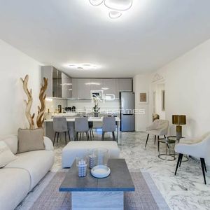 Property in Carre d'Argent