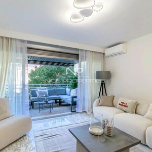 Property in Carre d'Argent