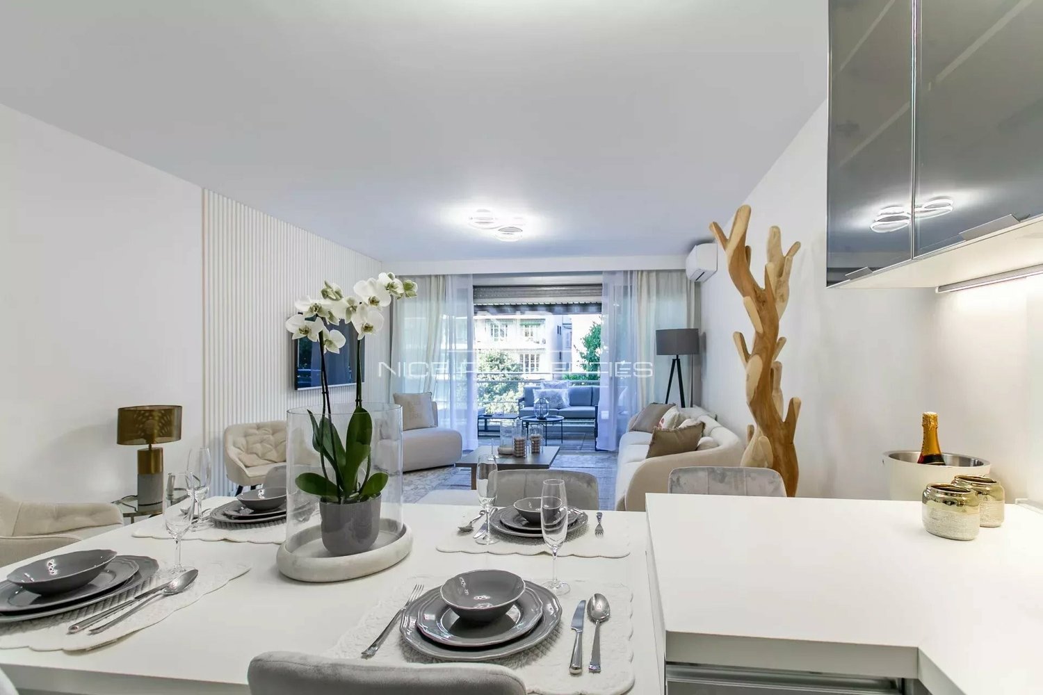 Property photo in Carre d'Argent