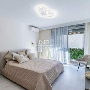 Property in Carre d'Argent