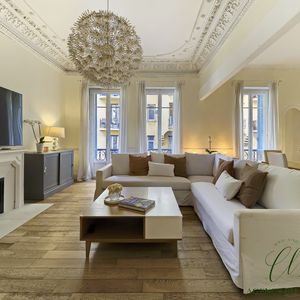 Property in Carre d'Argent