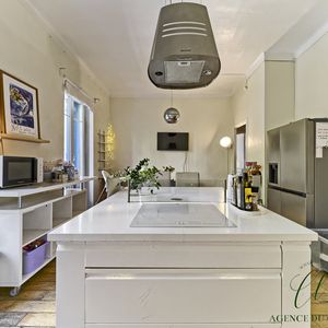 Property in Carre d'Argent