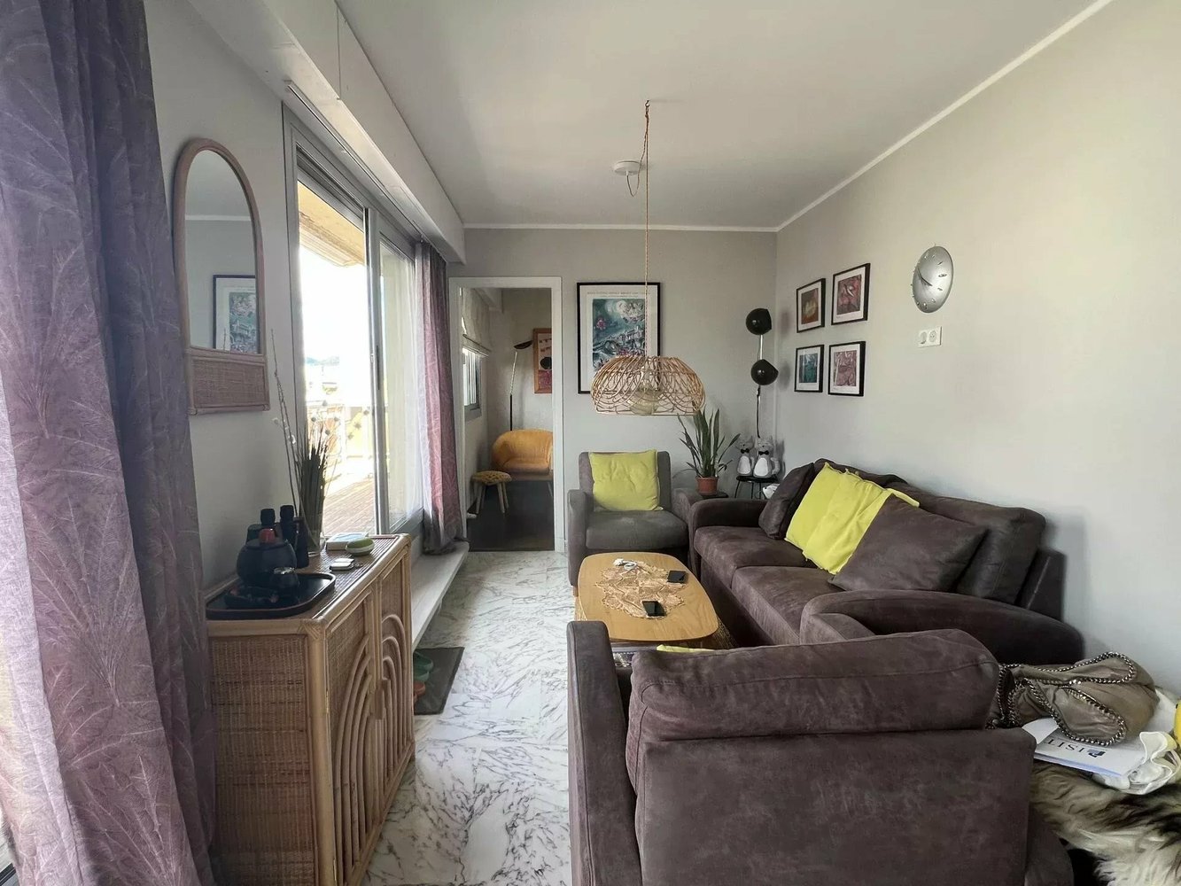 Property photo in Carre d'Or