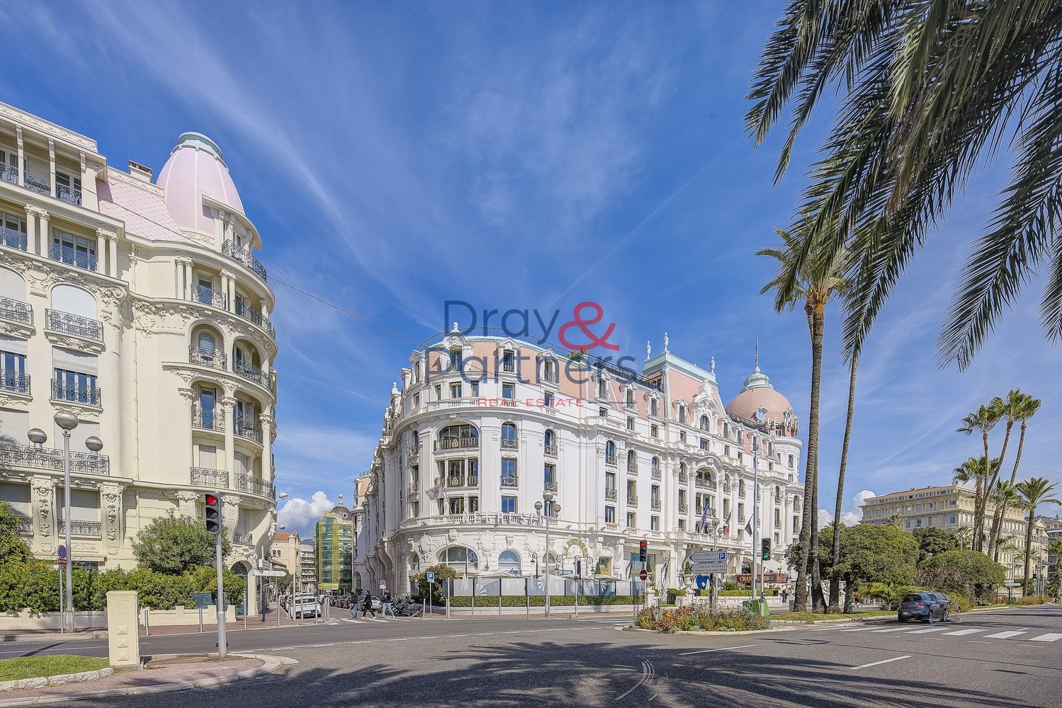 Property photo in Carre d'Or