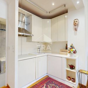 Property in Carre d'Or