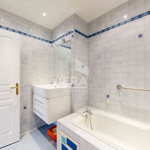 Property in Carre d'Or