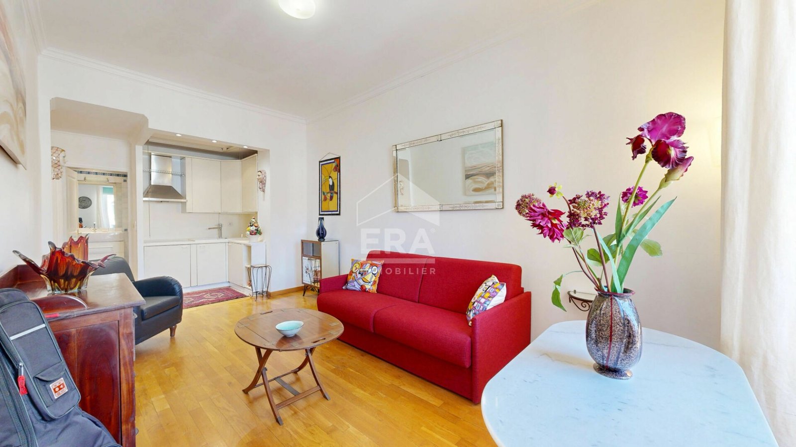 Property photo in Carre d'Or