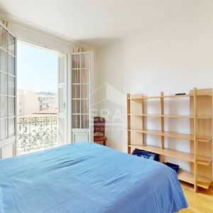 Property in Carre d'Or