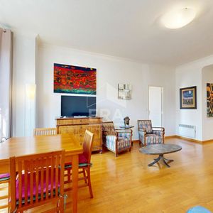 Property in Carre d'Or