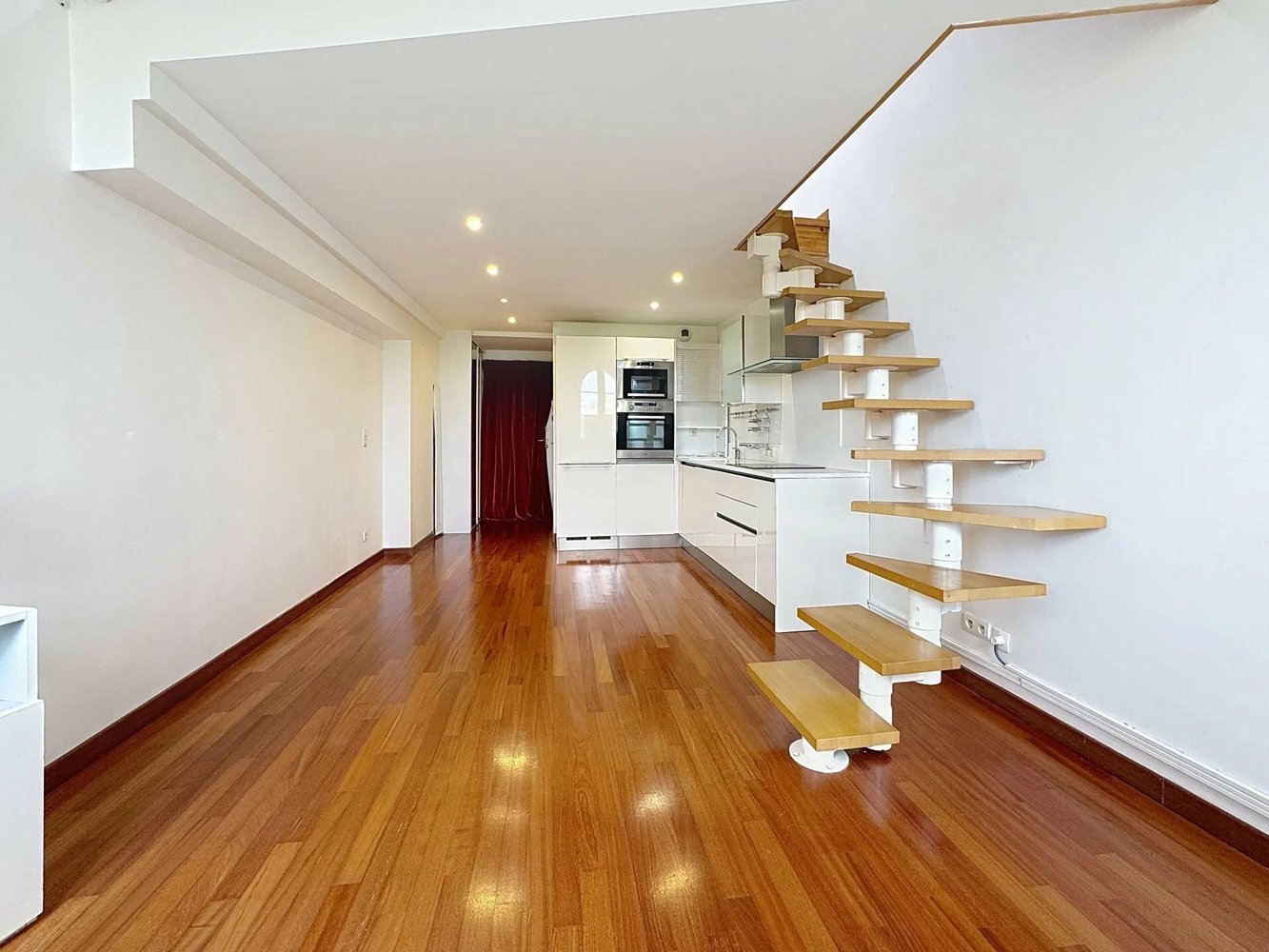 Property photo in Carre d'Or