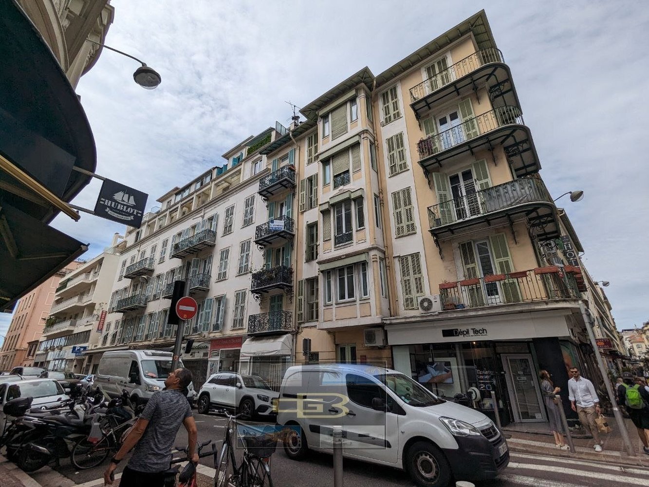 Property photo in Carre d'Or