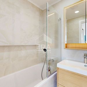 Property in Carre d'Or