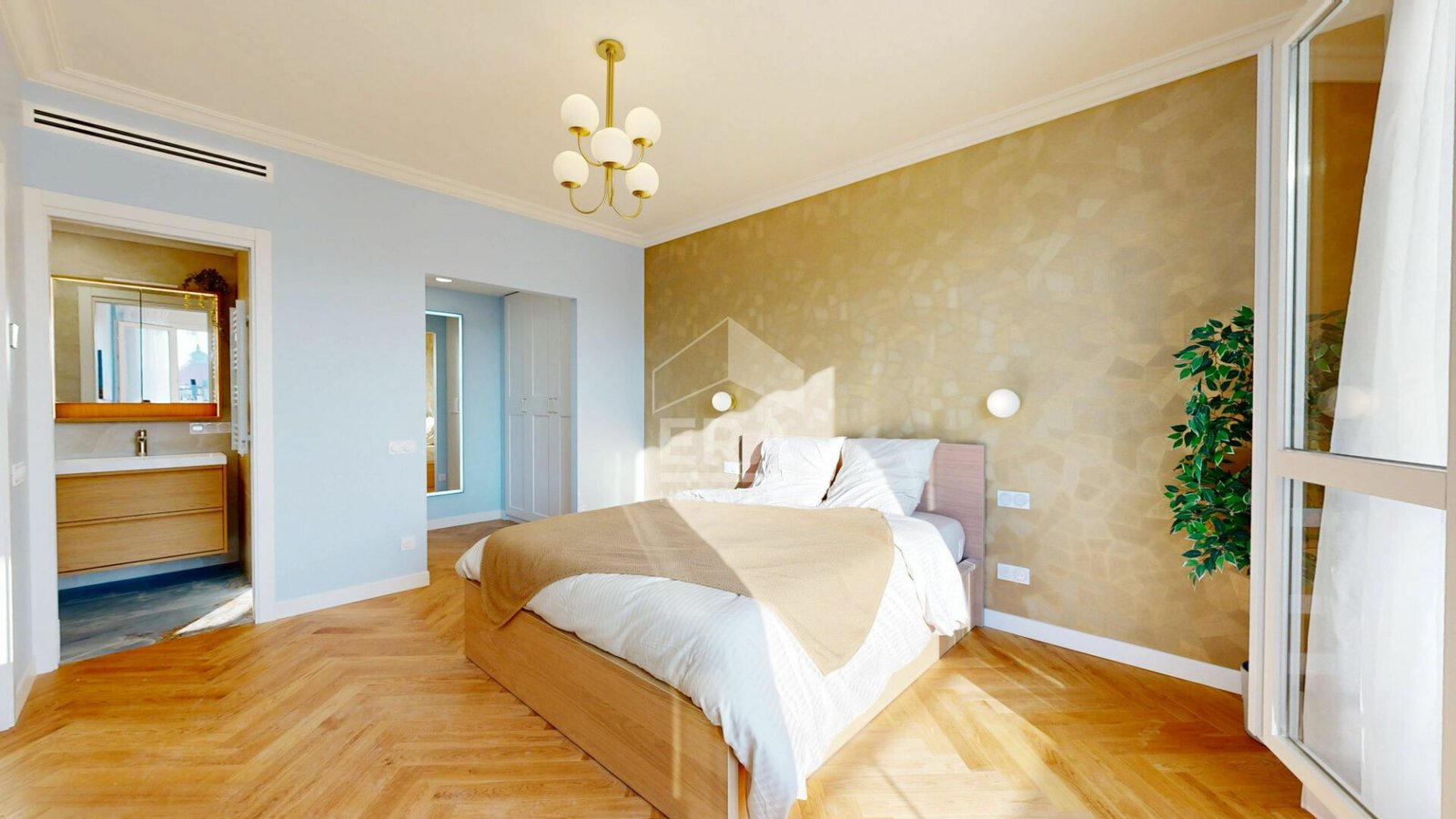 Property photo in Carre d'Or