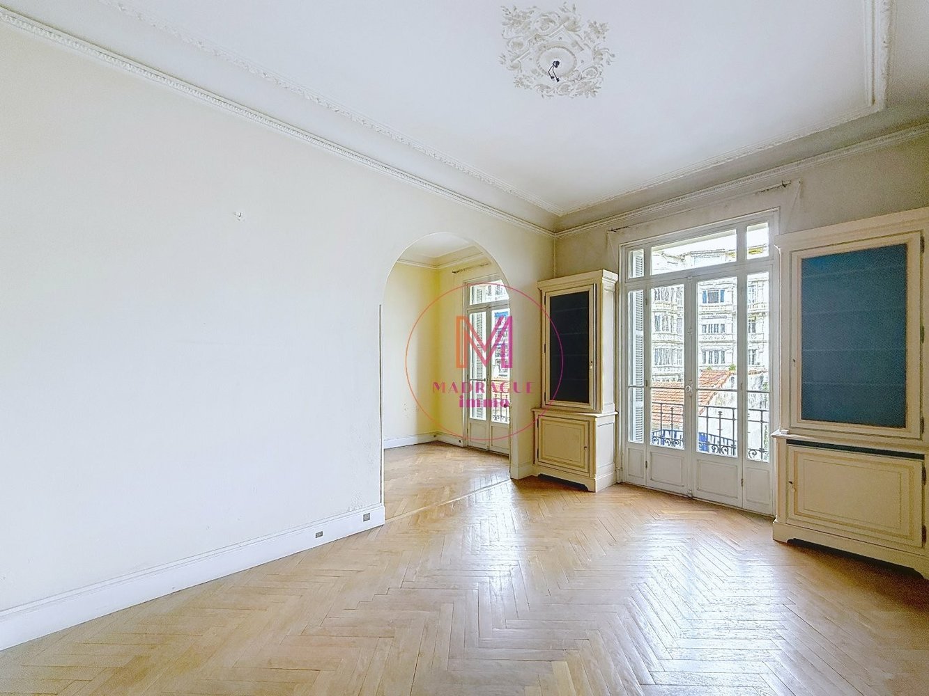 Property photo in Carre d'Or