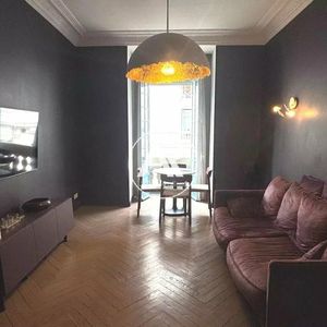 Property in Carre d'Or