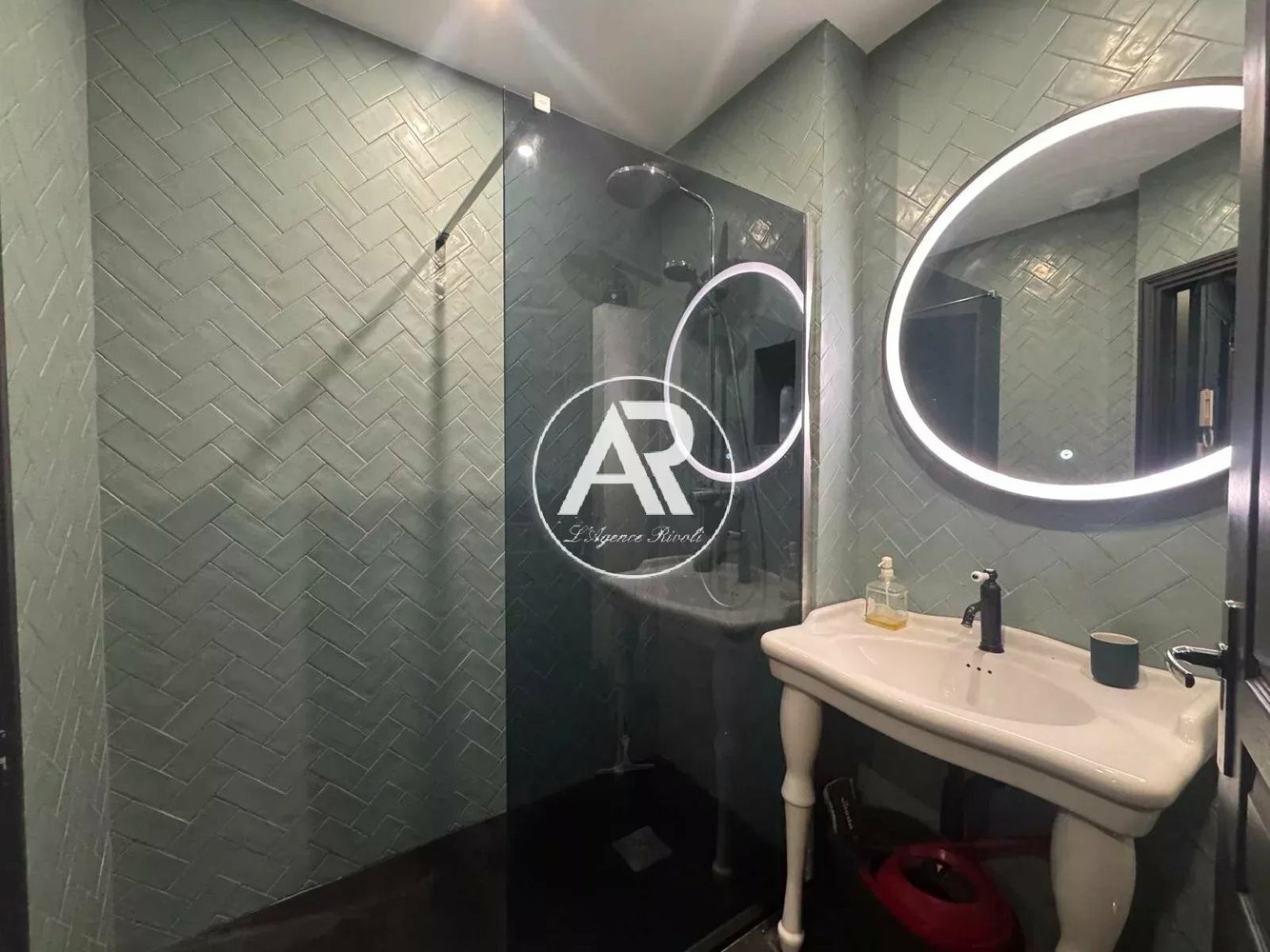 Property photo in Carre d'Or