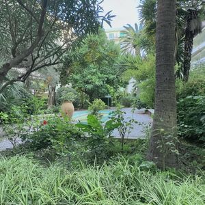 Property in Carre d'Or