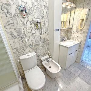 Property in Carre d'Or