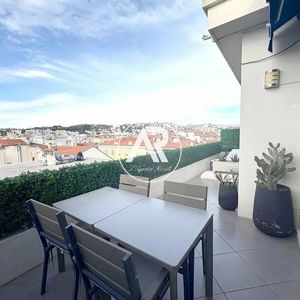 Property in Carre d'Or