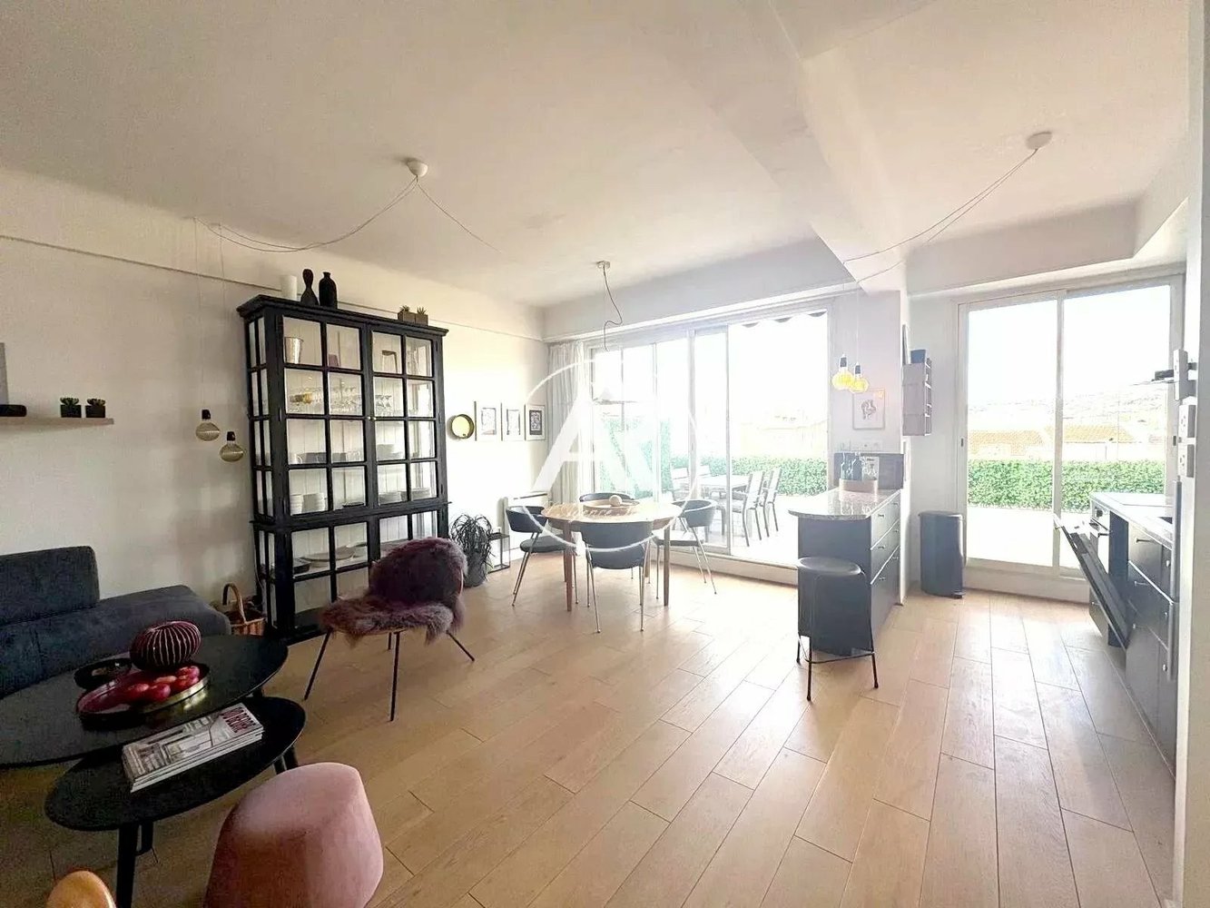 Property photo in Carre d'Or