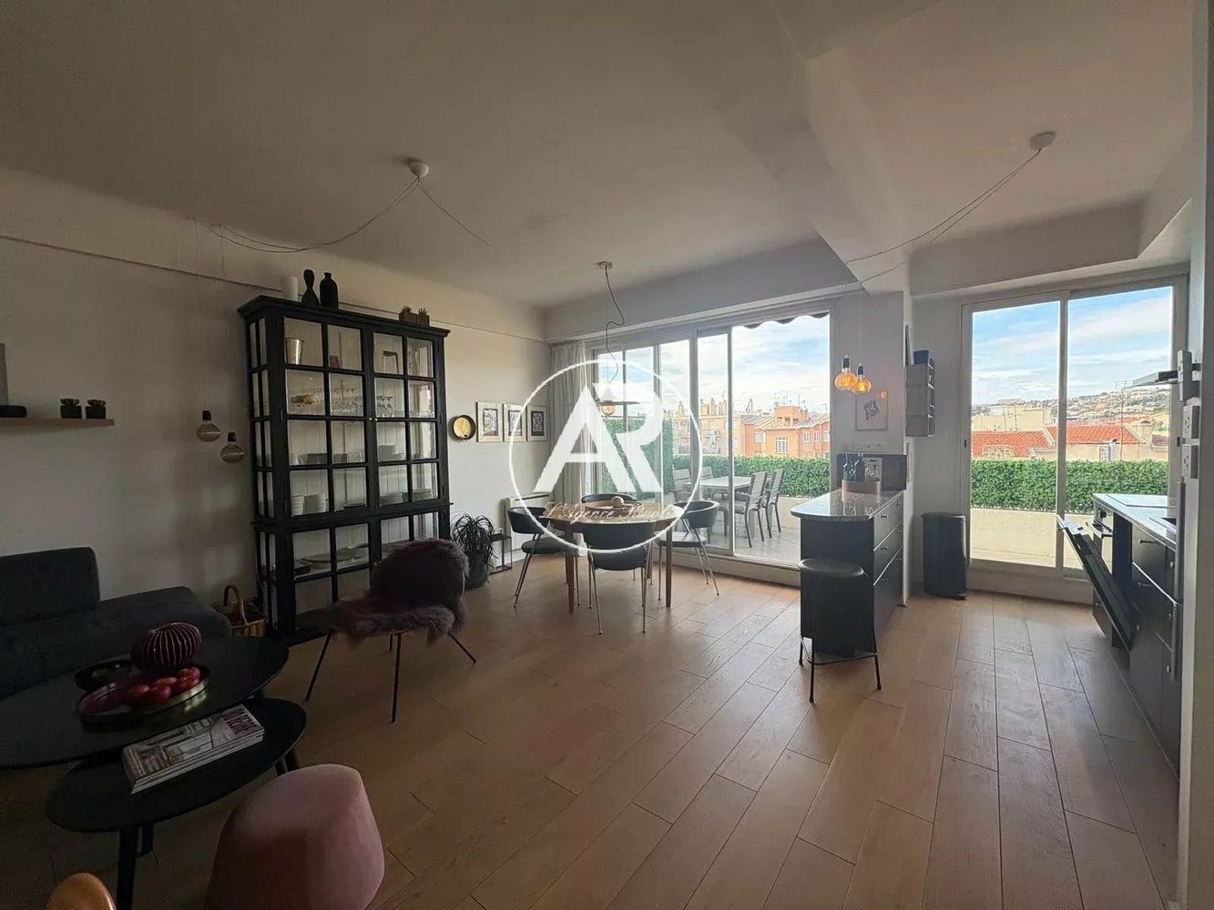 Property photo in Carre d'Or