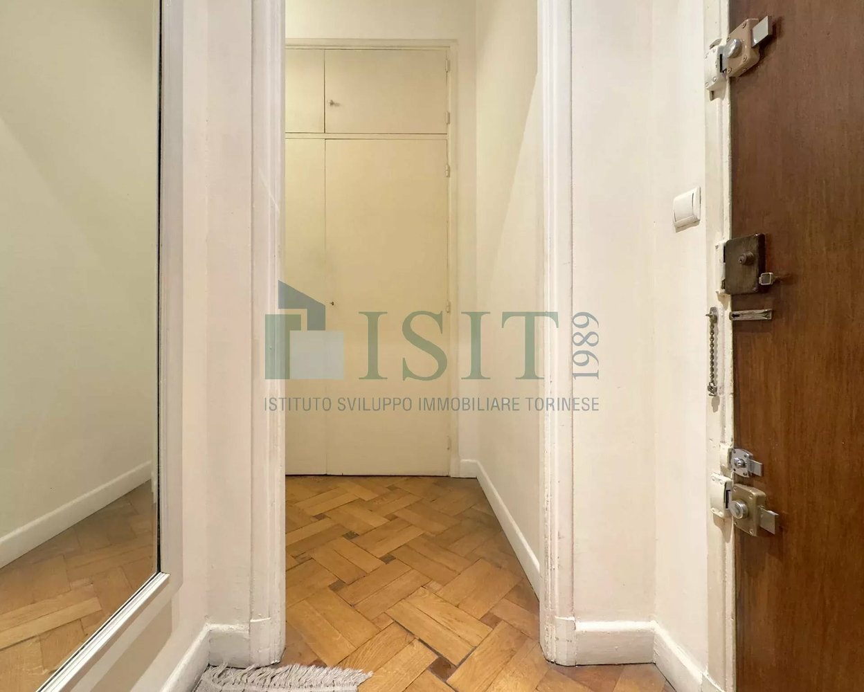 Property photo in Carre d'Or