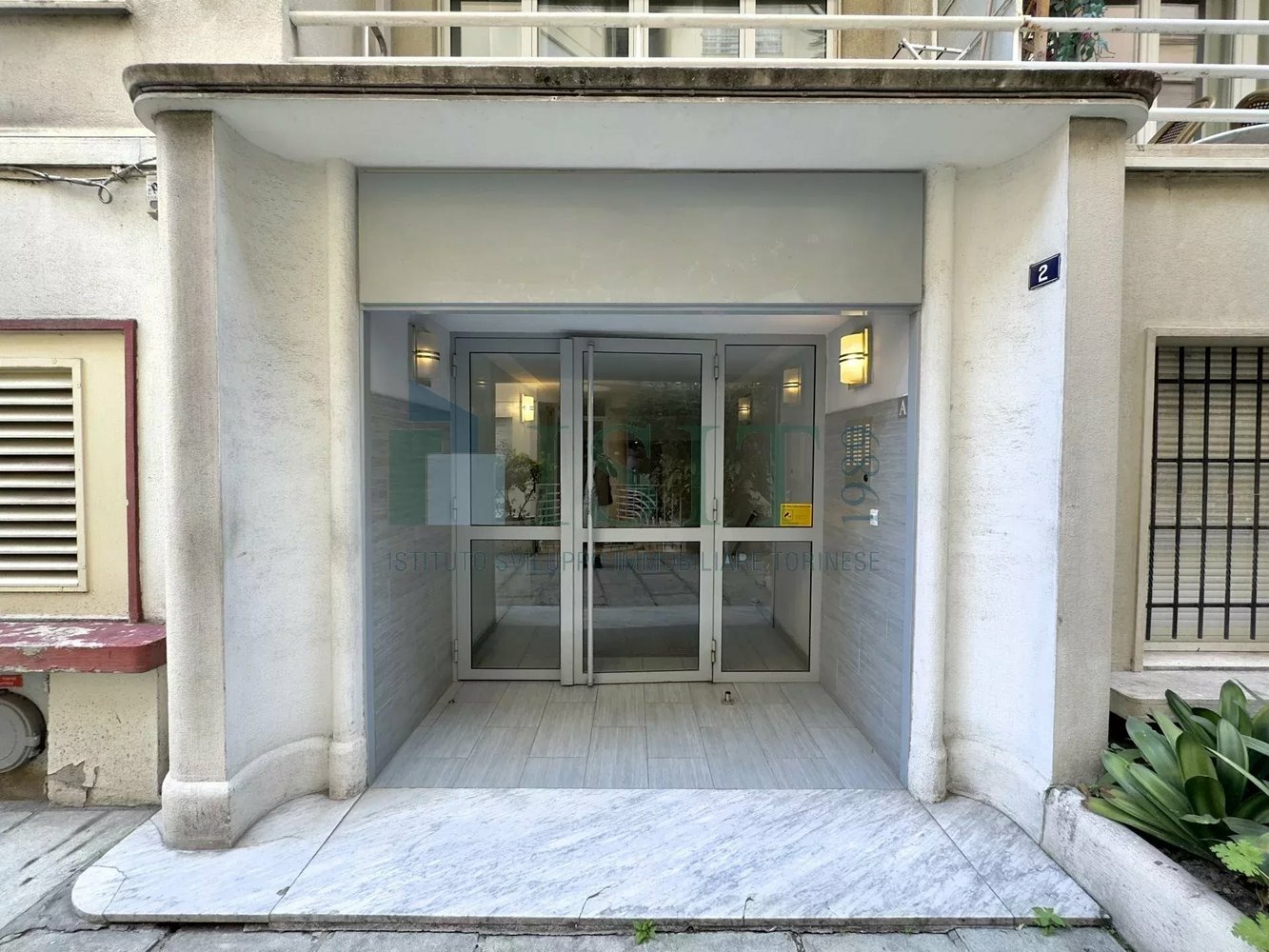 Property photo in Carre d'Or