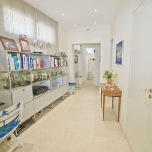 Property in Carre d'Or